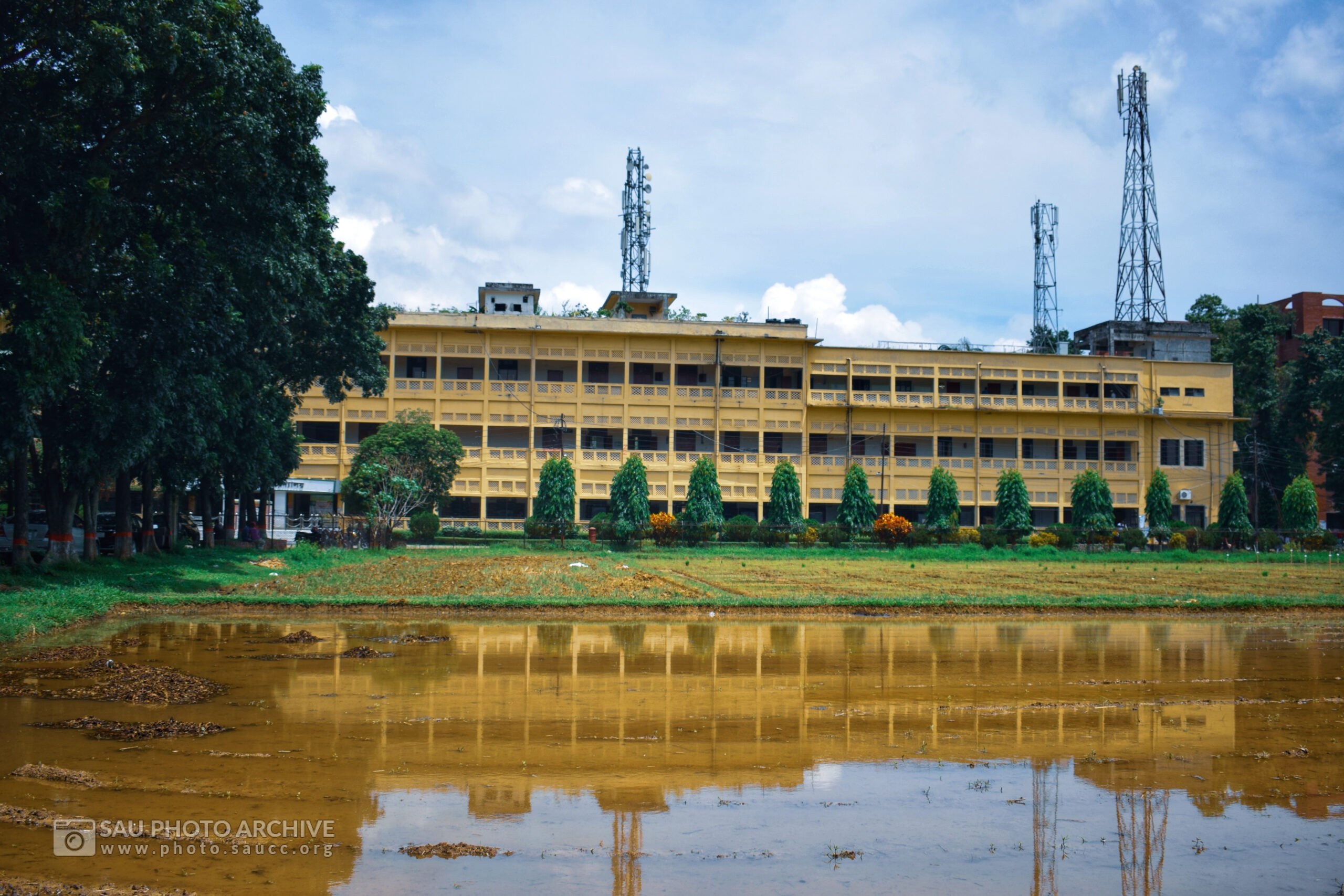 A Reflection photo is captured by Ahmed Imran Halimi at Sher-e-Bangla Agricultural University titled Reflection of Academic Building